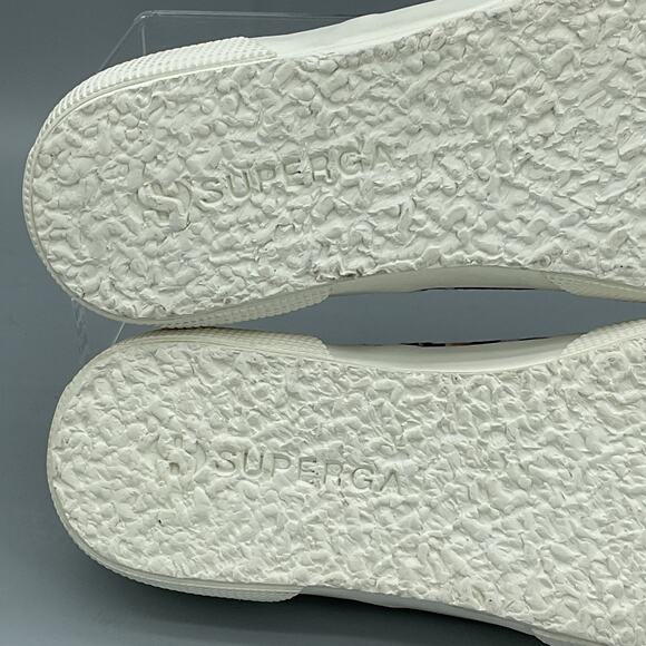 NEW superga Women’s 2750 Sneakers Beige/Black Size 6W US/36 EU - Picture 9 of 10